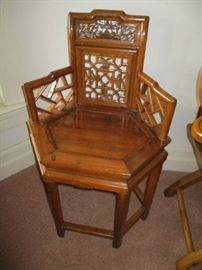 ORIENTAL STYLE CARVED WOOD CHAIR