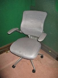 DESK CHAIR