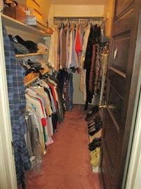 MEN’S CLOTHING & SHOES