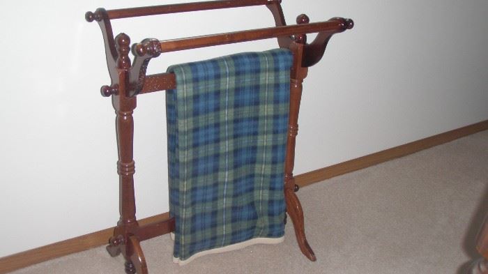 blanket  rack