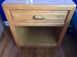 62. Stanley 1 Drawer Oak Nightstand w/ Formica Top (22"x 16"x 24")
