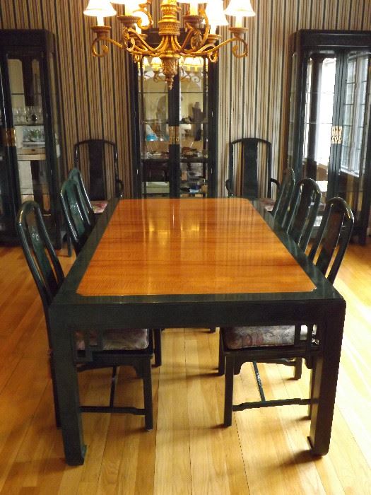 Henredon Dining Room Table. 12 Chairs, 3 Curio Cabinets, 2 Servers Available. All available individually or as a set.