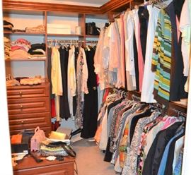 LADY'S LARGE CLOTHING SELECTION