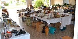 GARAGE #1 - TOTALLY LOADED!