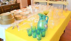 NICE GLASS AND CHINA COLLECTIONS