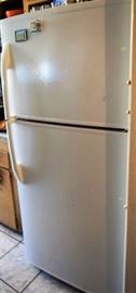 Daewoo Refrigerator Freezer 18.0cu.ft
