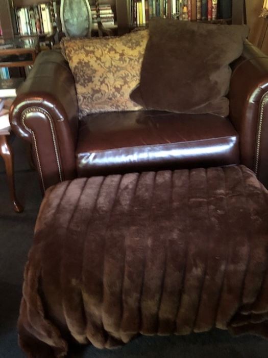 Oversized leather chair (1 of 3)