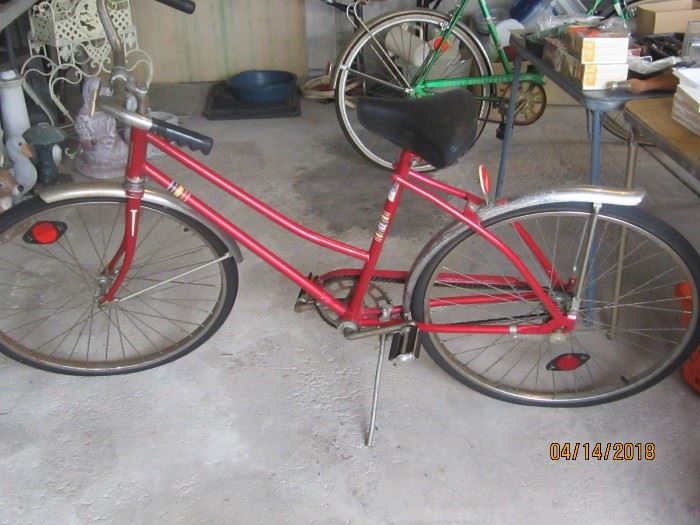 vintage Voyager bike