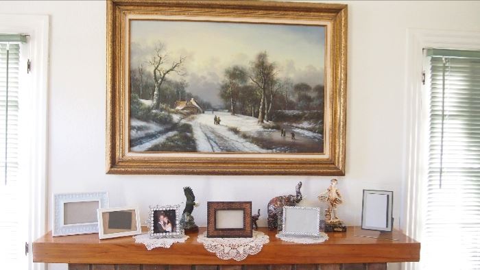 Picture over mantle