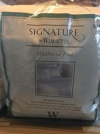 Wamsutta mattress pad, brand new