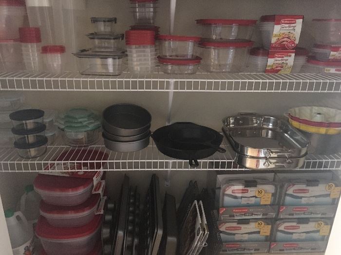 Plenty of Rubbermaid storage containers and bakeware