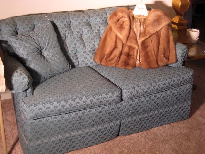 Love sofa 