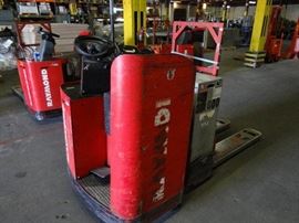 Raymond Electric Ride On Pallet Jack, Model