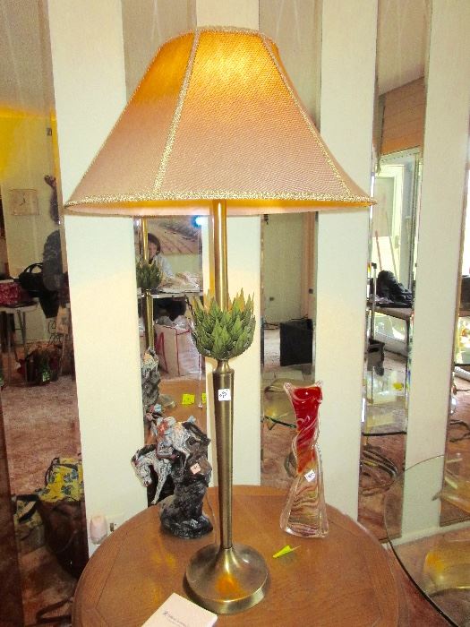 I love this retro  lamp, tall, thin brass with an artichoke type decoration on the stem, and, we have 2 of them