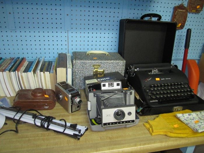 Cameras and vintage typewriters
