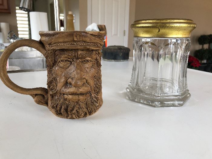 Vintage Humidor And Figural mug     https://www.ctbids.com/#!/description/share/17440