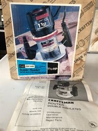 Never used Craftsman Super Router with Built-in Worklight    https://www.ctbids.com/#!/description/share/17396