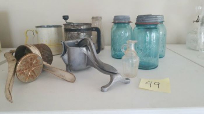 Antique Cooking Utensils
https://www.ctbids.com/#!/description/share/17391