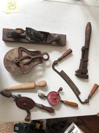 Antique Tools #1 https://www.ctbids.com/#!/description/share/17412