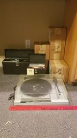 Turntable and 45 Records         https://www.ctbids.com/#!/description/share/17431