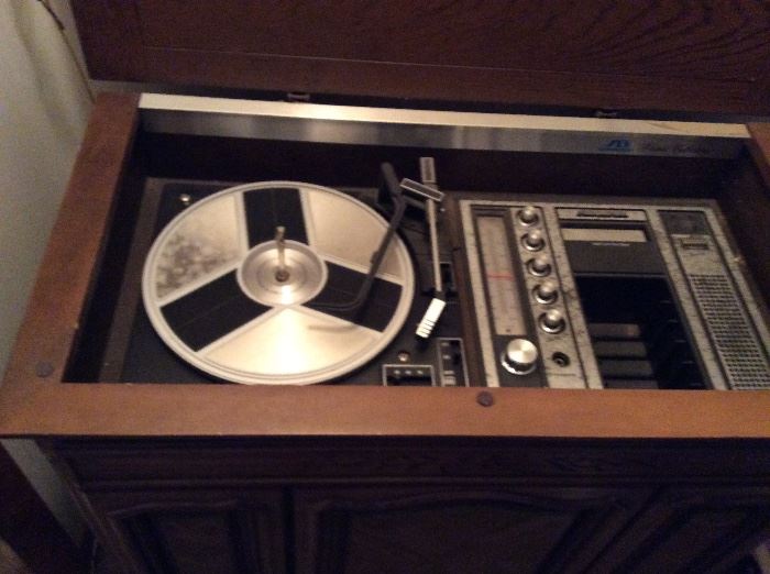 Vintage floor stereo