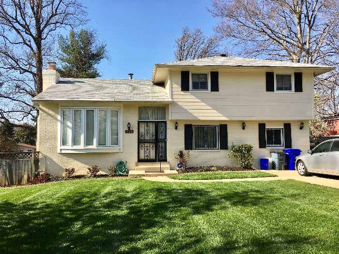 Bethesda Estate Sale Packed House! starts on 5/18/2018