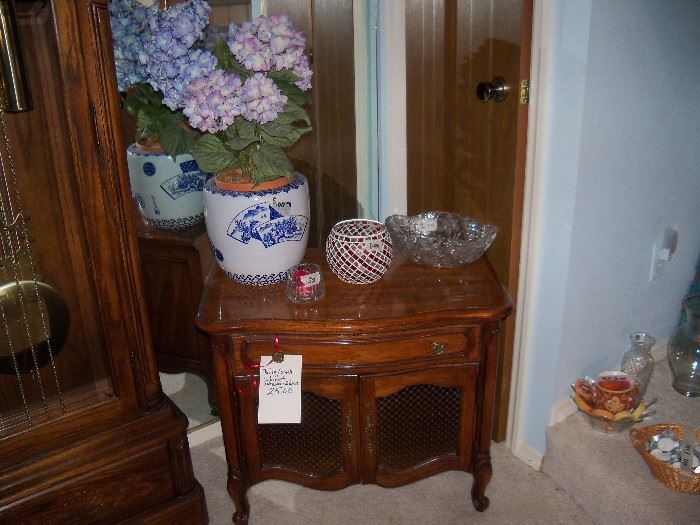 one of two side table/nightstand by Thomasville (so cute painted white, very shabby chic)