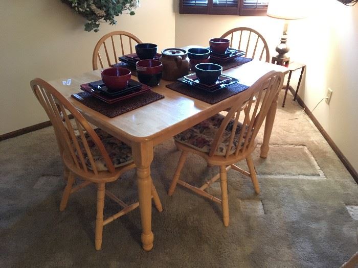 Nice kitchen table plus chairs