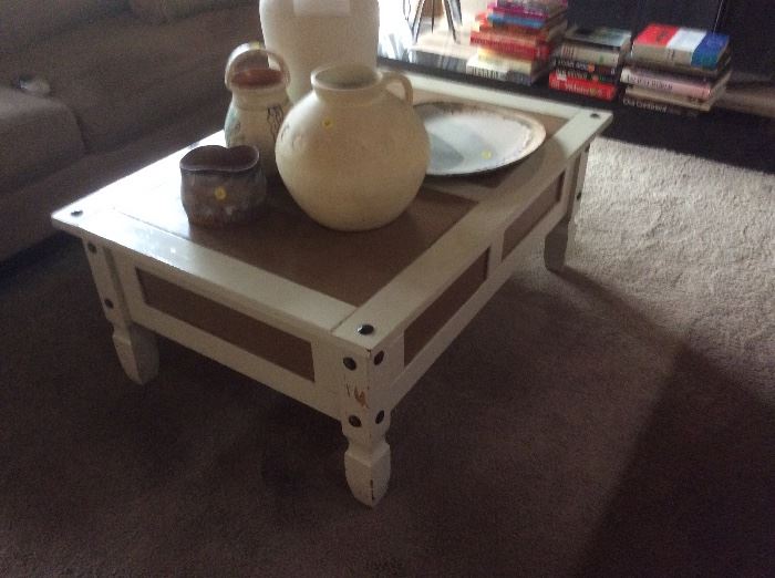 Rustic coffee table painted, shabby chic