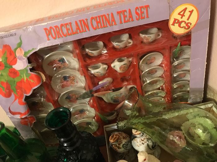 Childs tea set