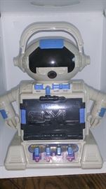 2XL robot cassette player   