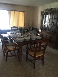 Drexel  Studio Table Chairs