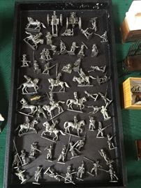 Set of pewter miniature soldiers 