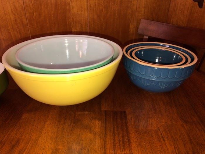 Pyrex Bowls & Salt Glazed Pottery Bowls