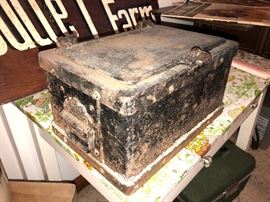 Railroad strong box safe