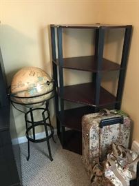 corner shelf & globe