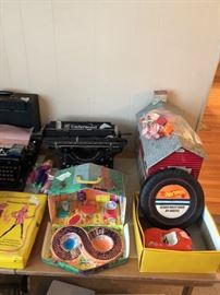 LOTS of vintage/collectible toys