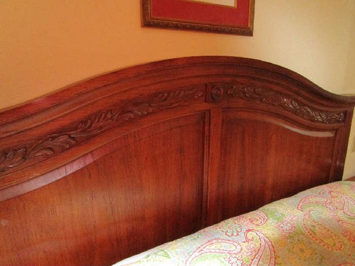Thomasville Furniture king size bed w/mattress set,