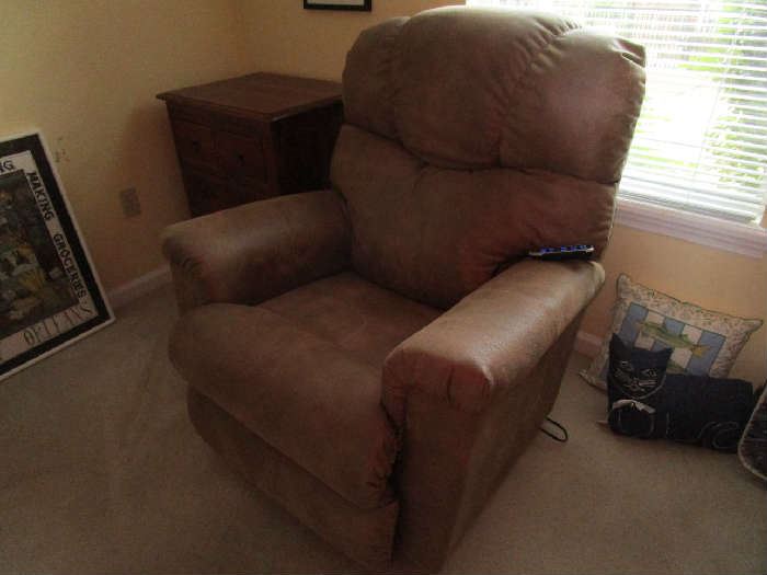 Lazy Boy power recliner.