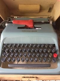 Vintage underwood-olivetti typewriter