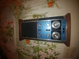 built in stereo/communicator
