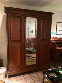 Armoire
