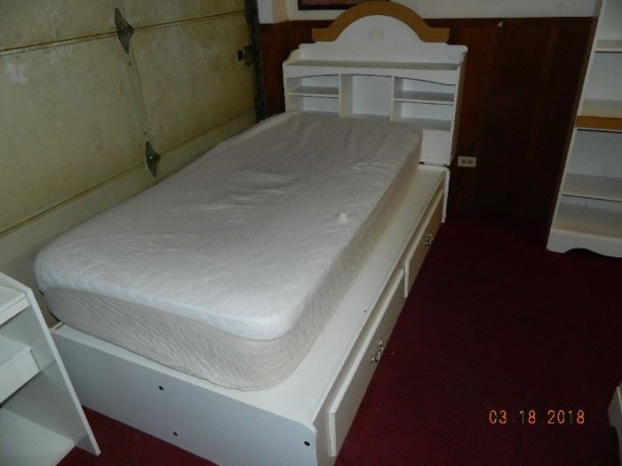 twin bed with drawers