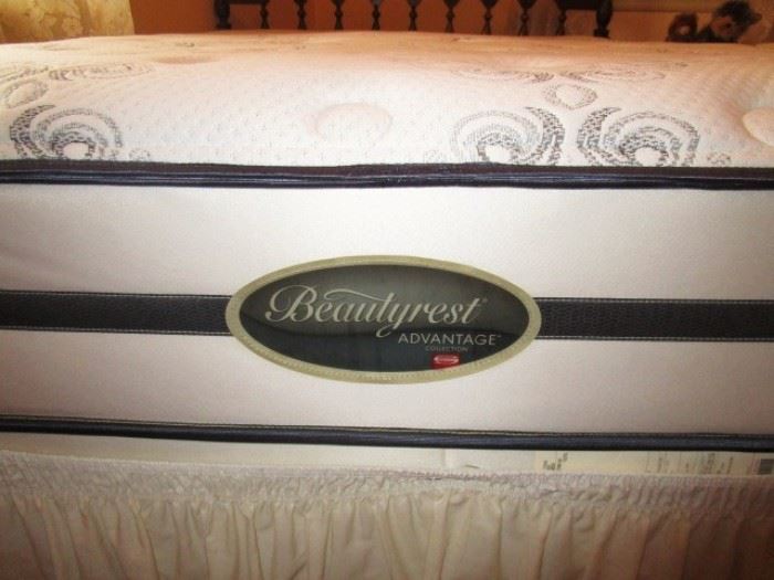 Beauty rest mattress & box spring