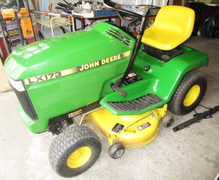 JD LX 173 lawn mower