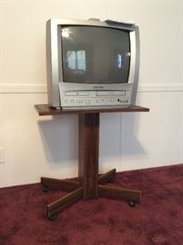 19” TV/VCR/DVD Combo with Stand https://www.ctbids.com/#!/description/share/16517