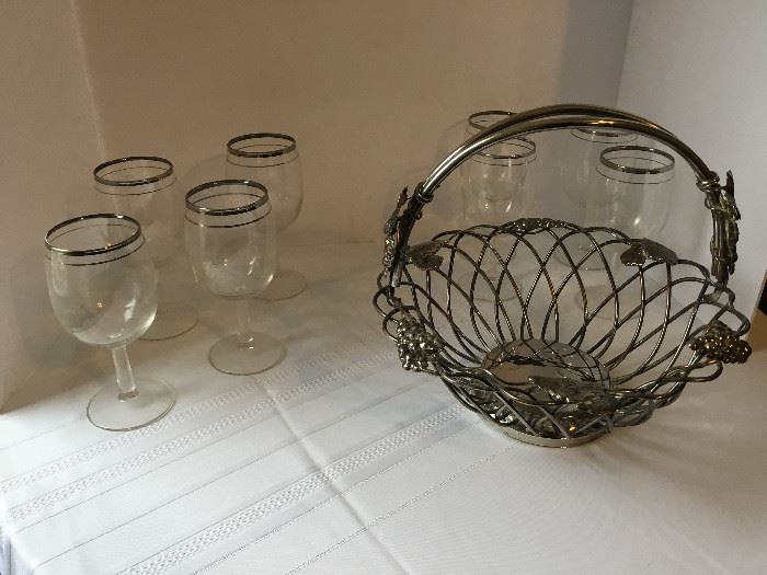 Vintage Wine Glasses, Fruit Basket
 https://www.ctbids.com/#!/description/share/16376