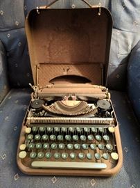Vintage Skywriter portable typewriter