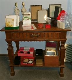 Parlor table