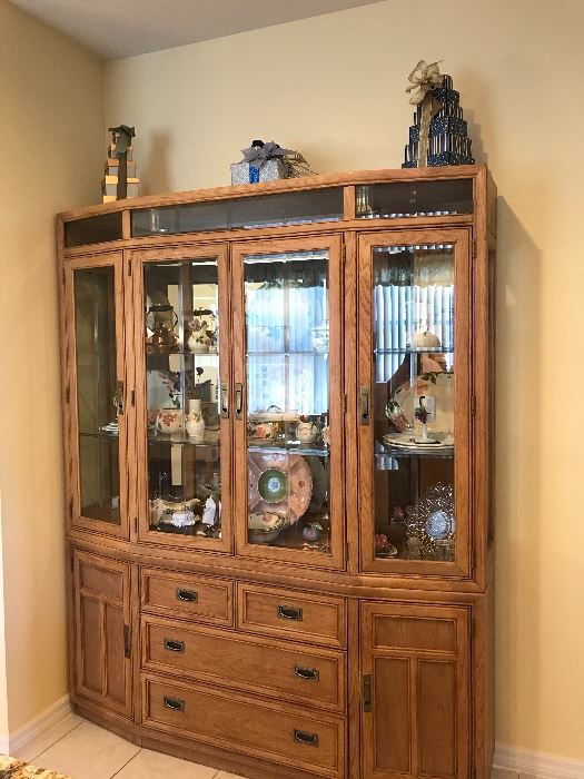 Stanley China Hutch, in excellent condition from spotless home 67 x 82 